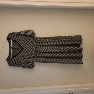 Torrid  size 1 short sleeve dress